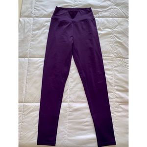 P’tula Taylor Stay True Crushed Grape legging, Med